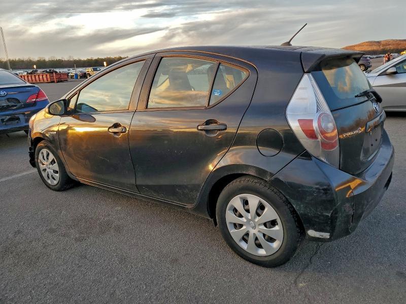2013 Toyota Prius c