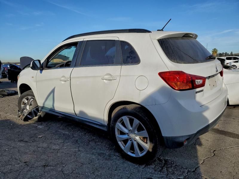 2013 Mitsubishi Outlander Sport se