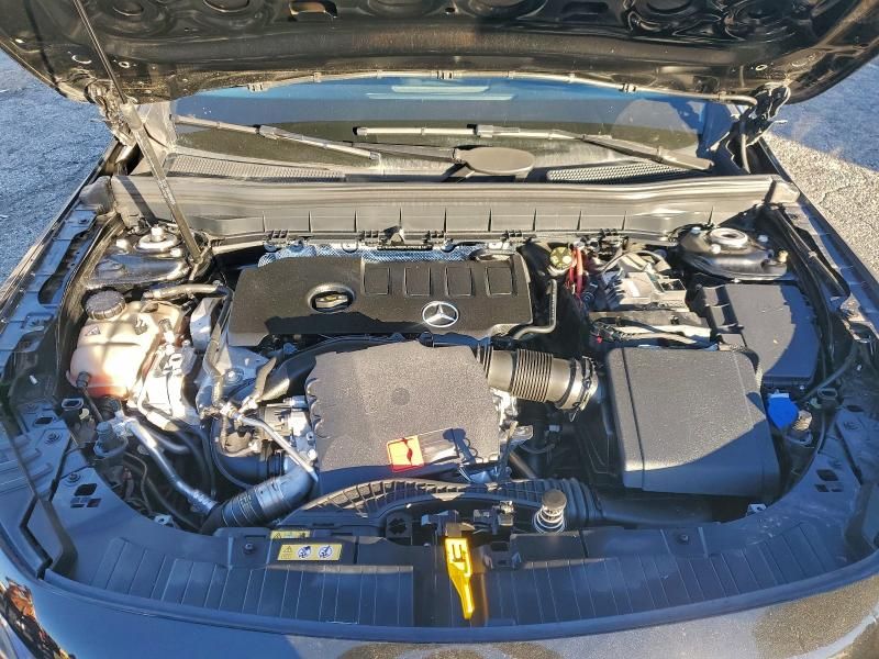 2023 Mercedes-Benz Glb 250