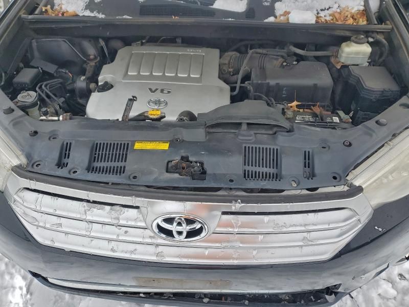 2012 Toyota Highlander Base