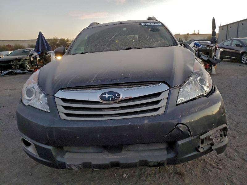2010 Subaru Outback 2.5i Premium