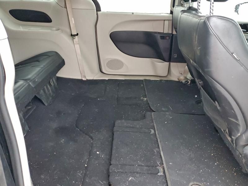 2017 Chrysler Pacifica Touring l