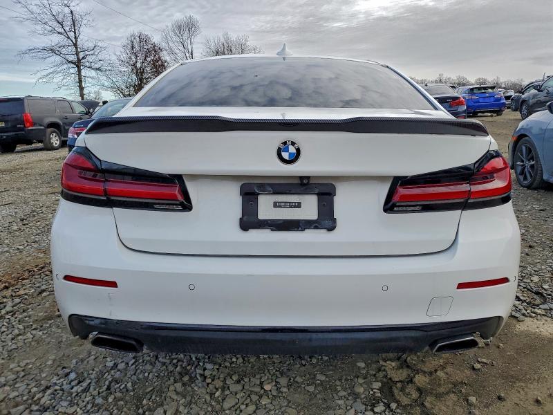 2021 BMW 530 xi