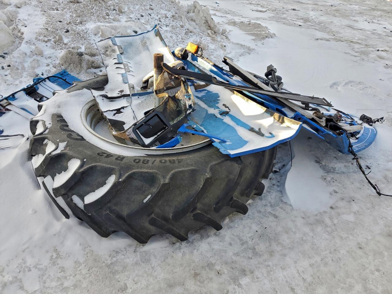 2012 New Holland Mfwd Tractor