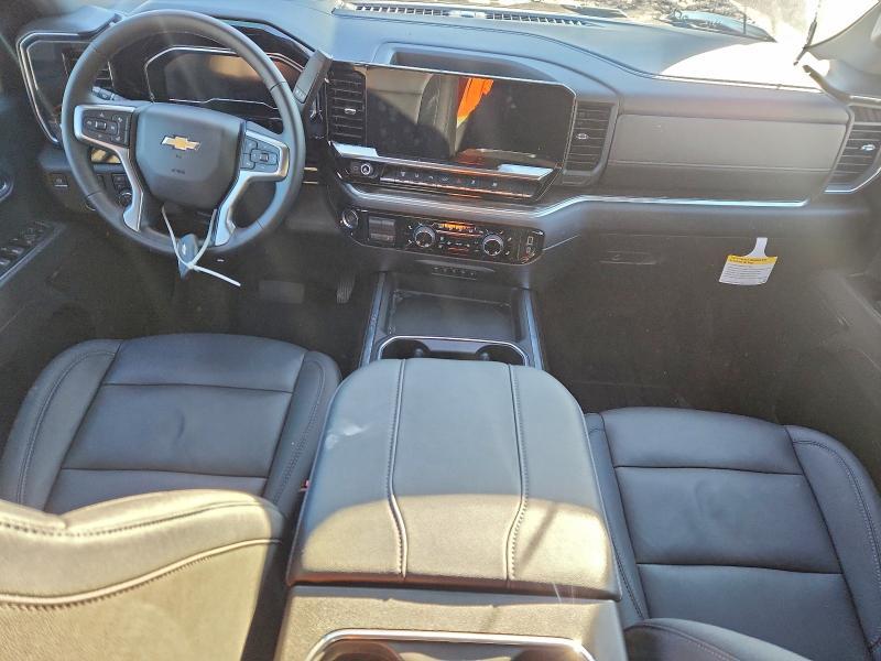 2025 Chevrolet Silverado K3500 lt