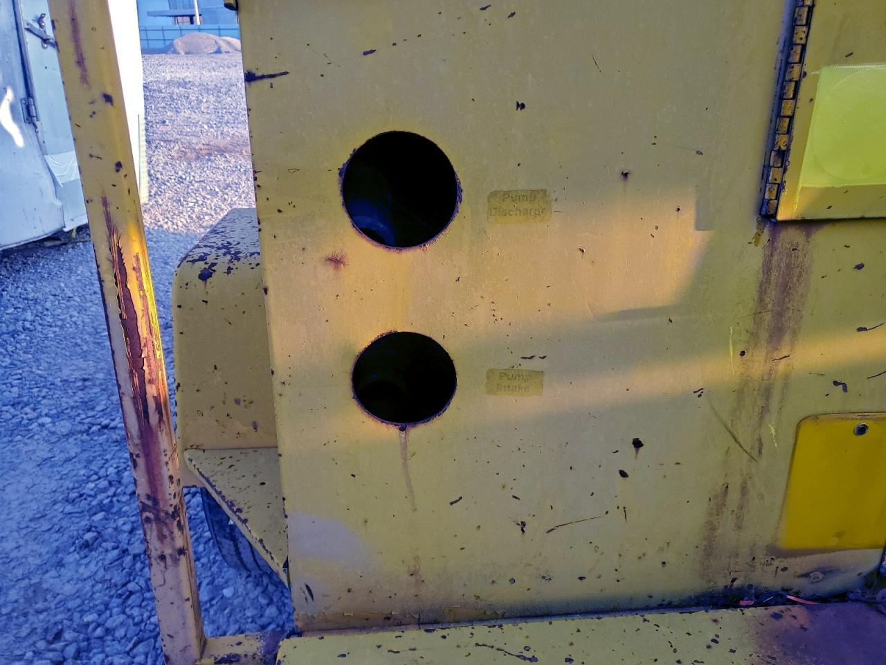 1980 GEM 1980 Hesco Manhole Support Trailer