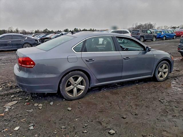 2014 Volkswagen Passat s