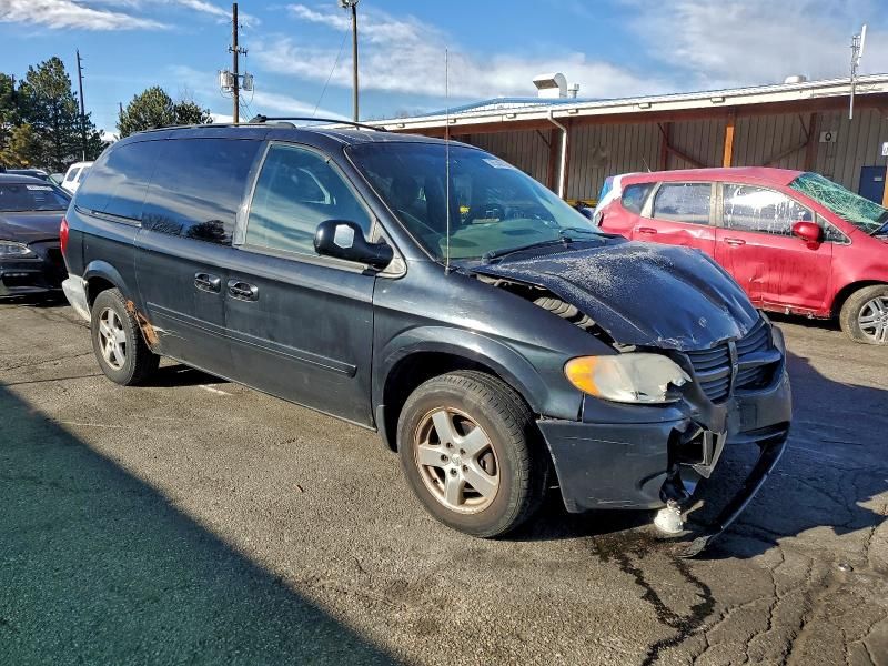 2005 Dodge Grand Caravan sxt