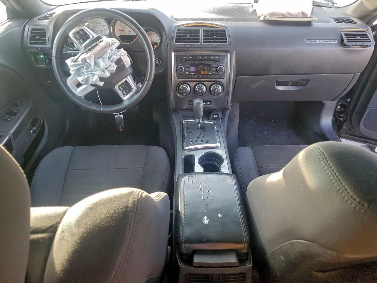 2014 Dodge Challenger sxt