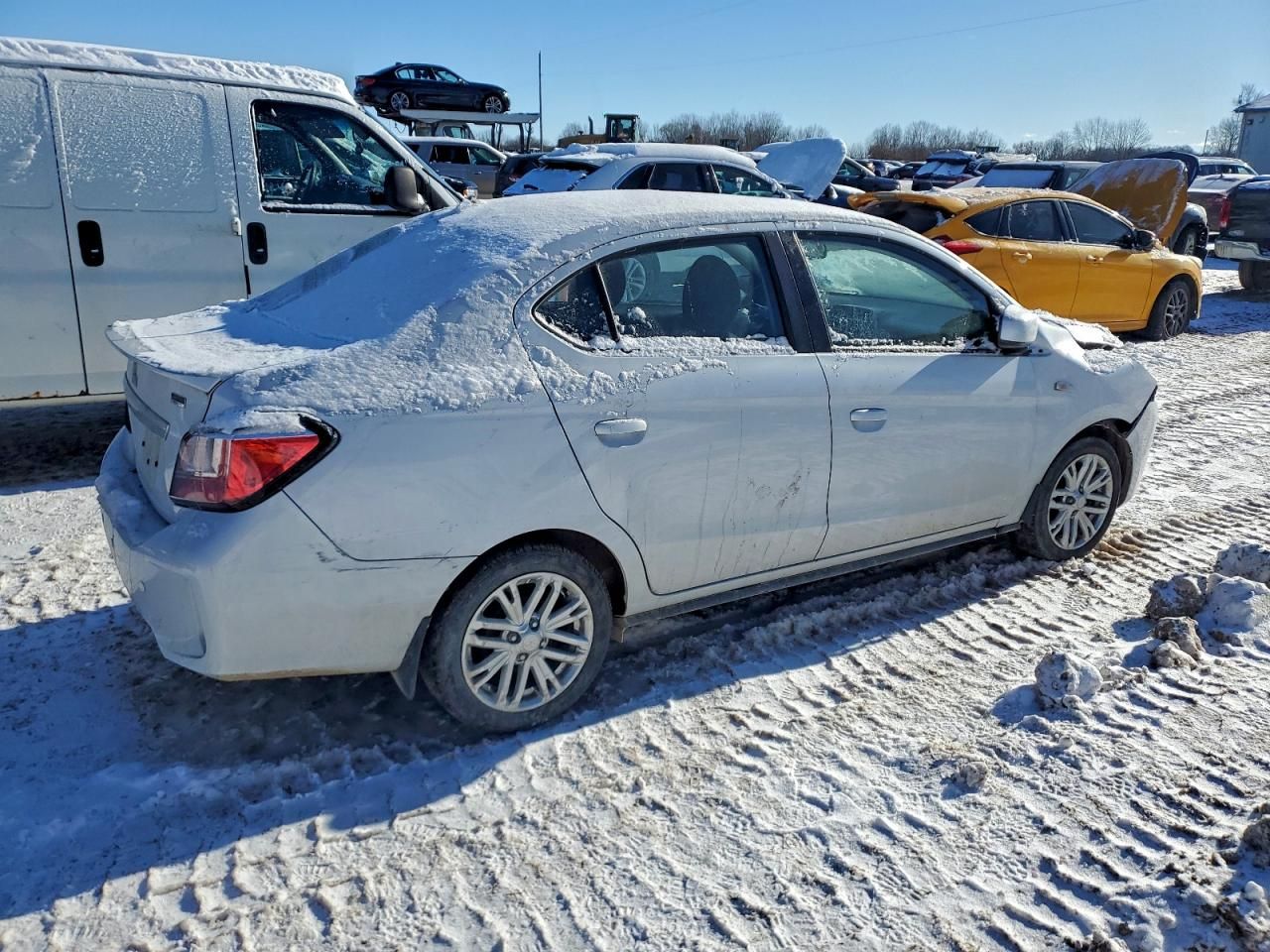 2023 Mitsubishi Mirage G4 es