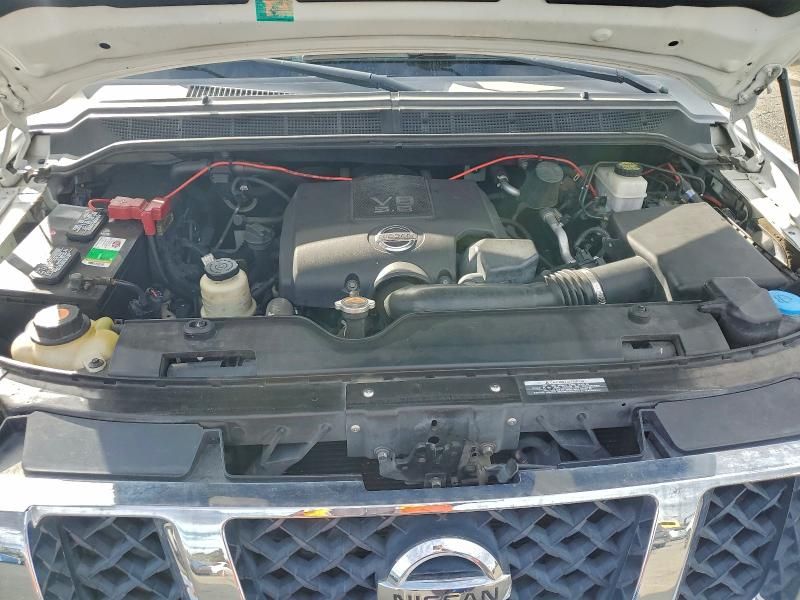 2010 Nissan Titan xe