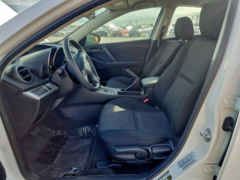 2013 Mazda 3 I