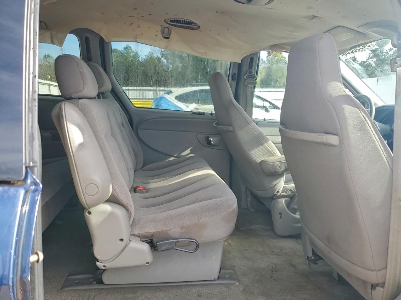 2003 Dodge Grand Caravan se