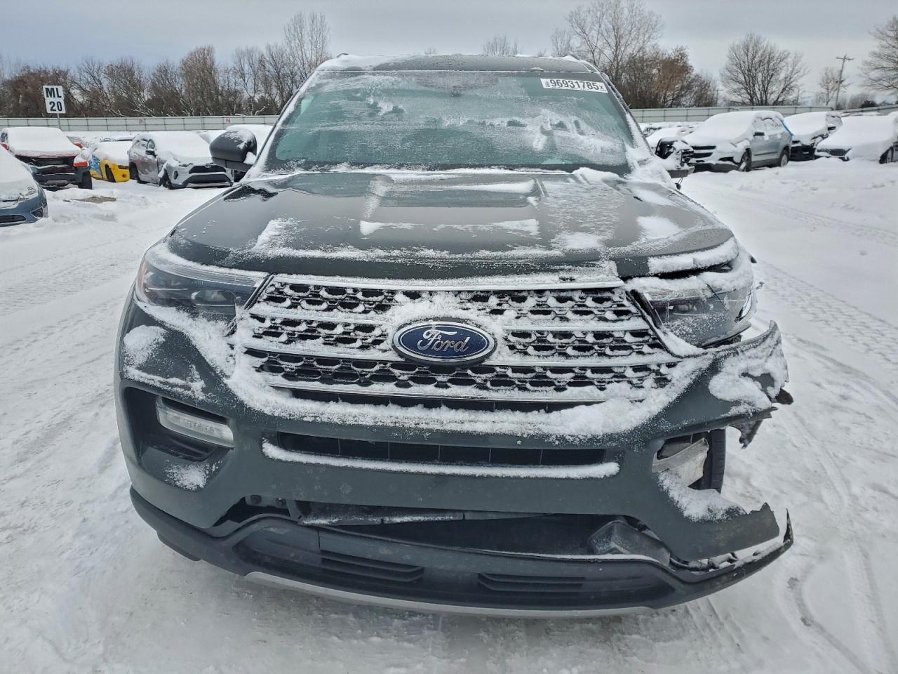 2023 Ford Explorer xlt