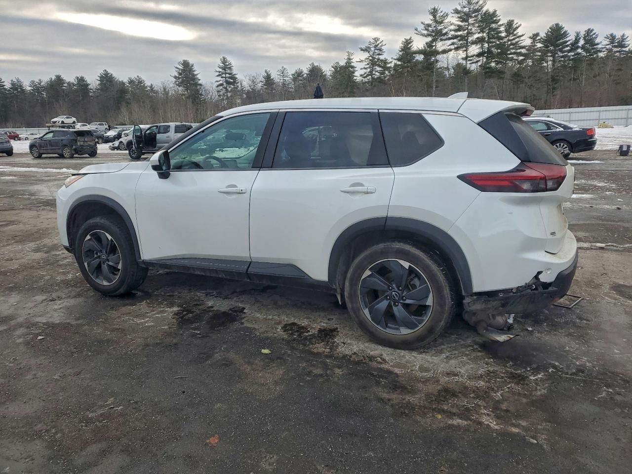 2024 Nissan Rogue sv