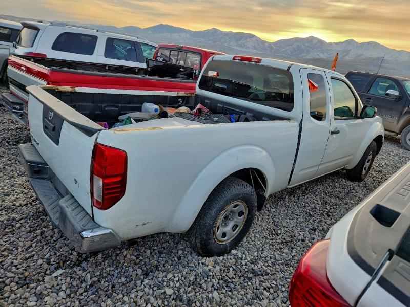 2016 Nissan Frontier s