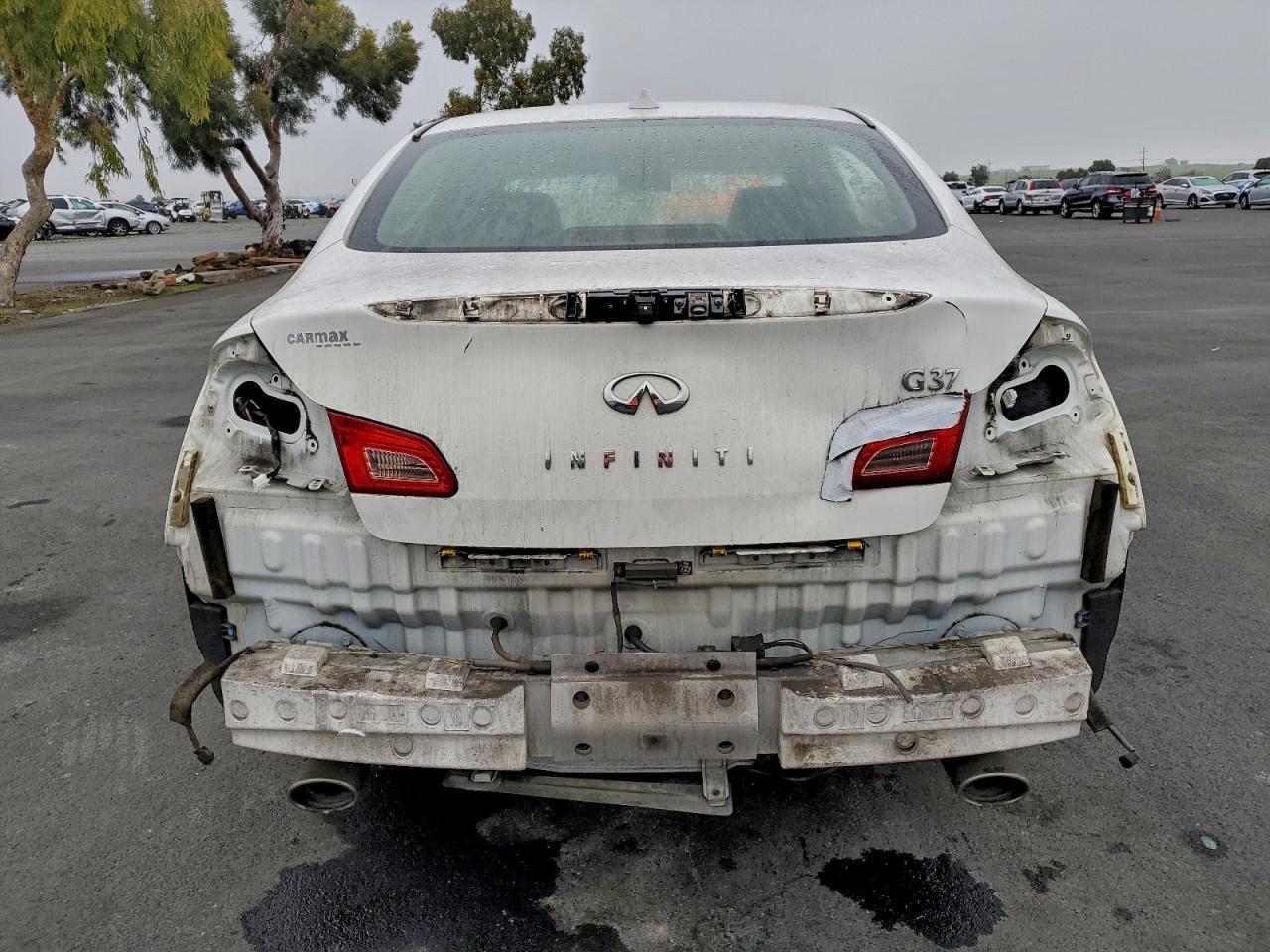 2013 Infinity G37 Base