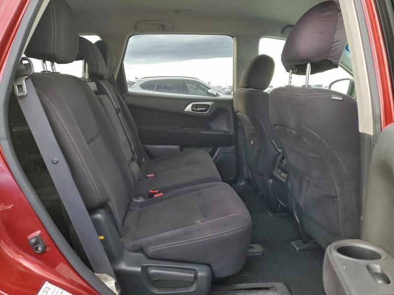 2013 Nissan Pathfinder s