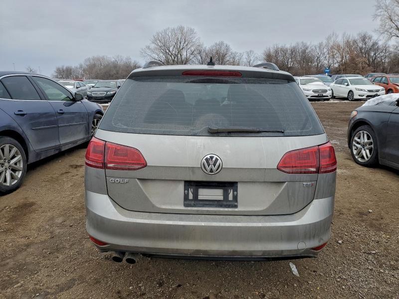 2017 Volkswagen Golf Sportwagen s