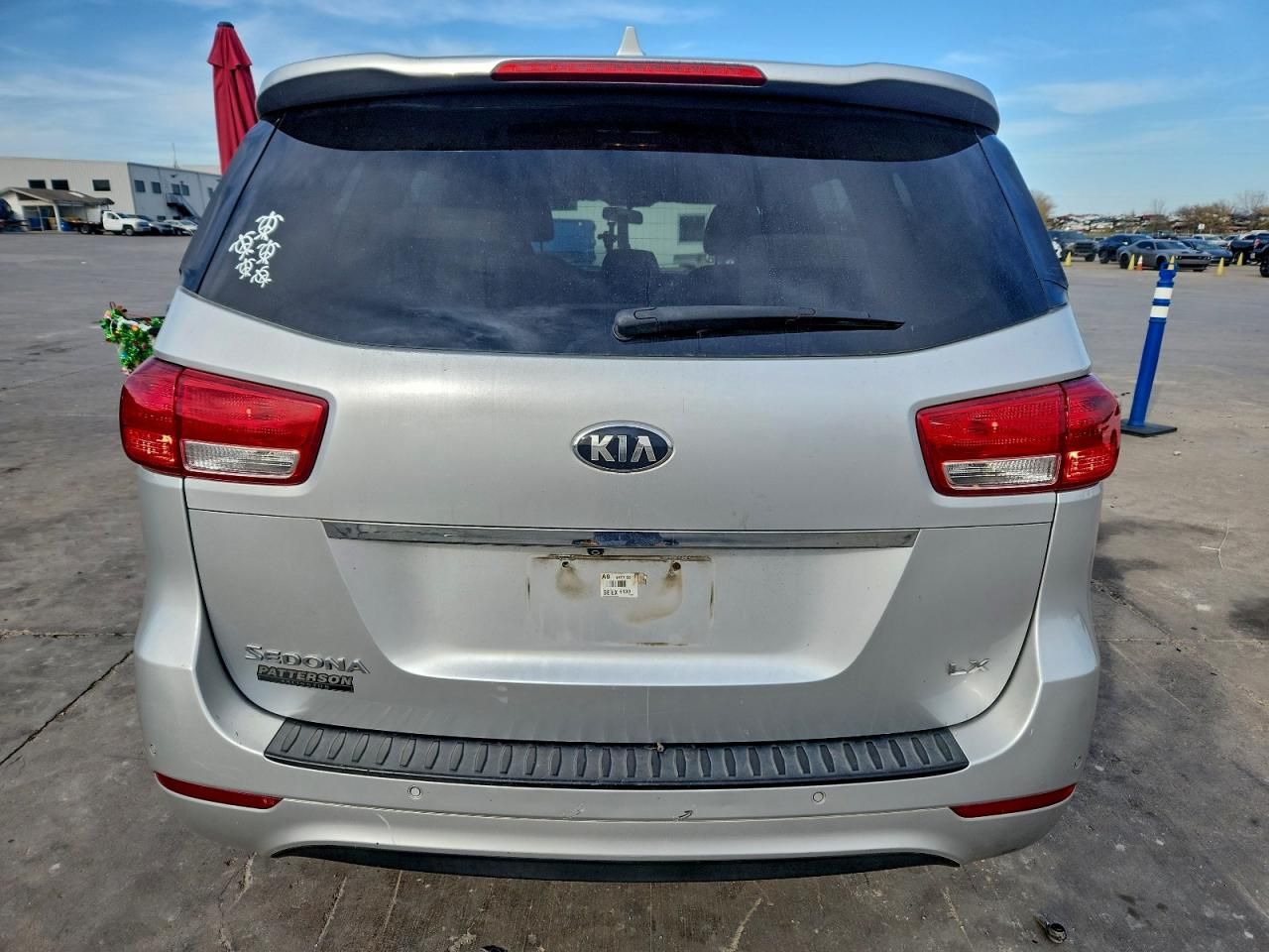 2016 KIA Sedona lx