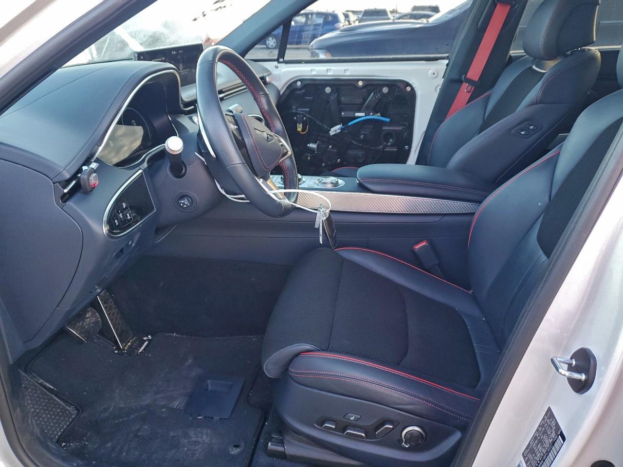 2023 Genesis Gv70 Base