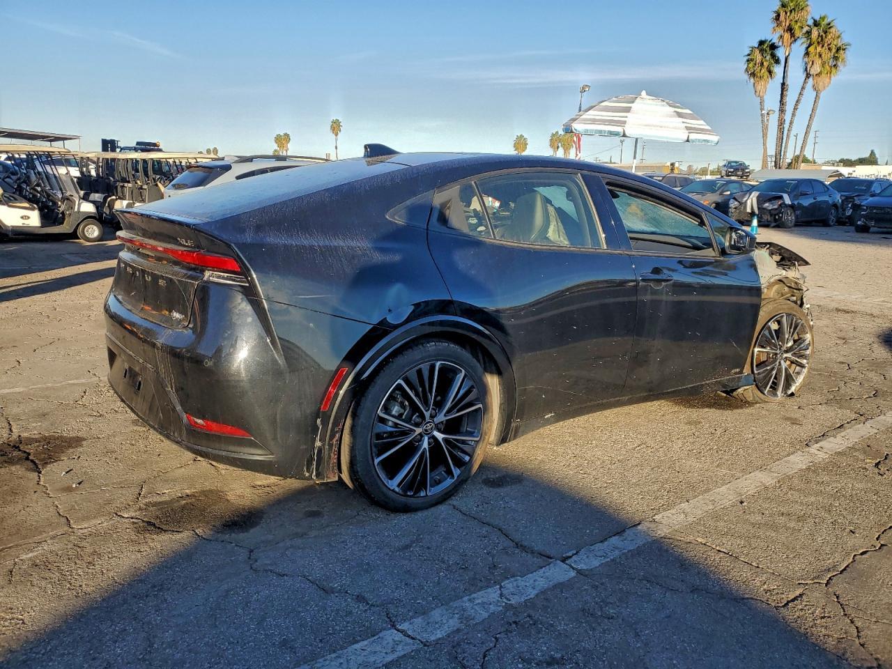 2023 Toyota Prius le