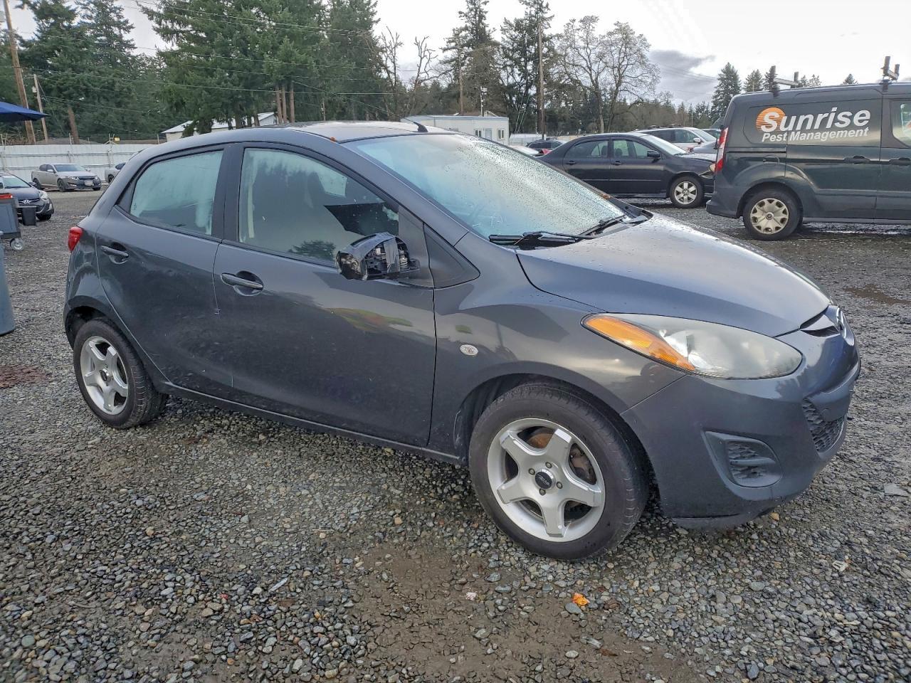 2013 Mazda 2