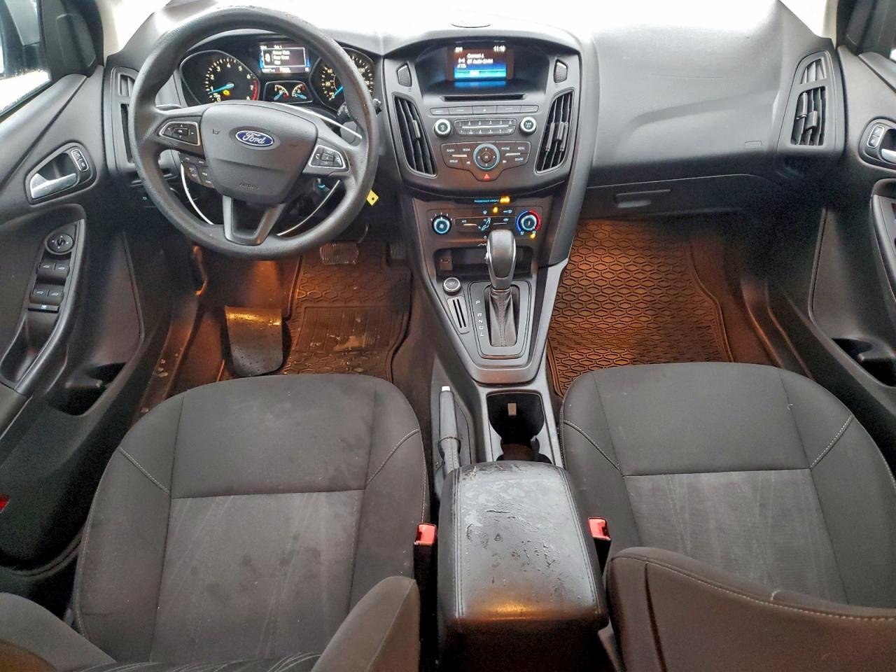 2017 Ford Focus se