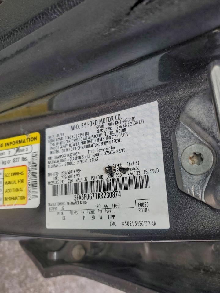 2019 Ford Fusion s