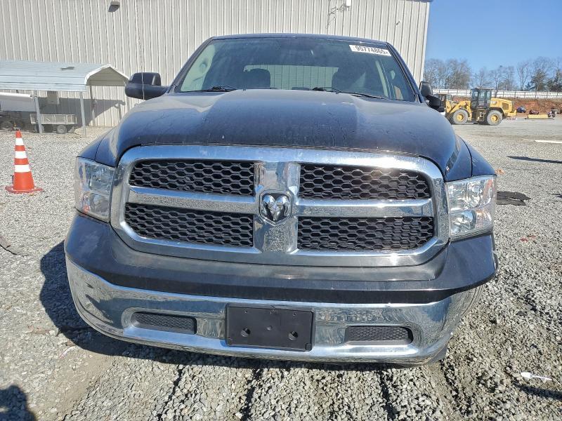 2022 Dodge Ram 1500 Classic slt