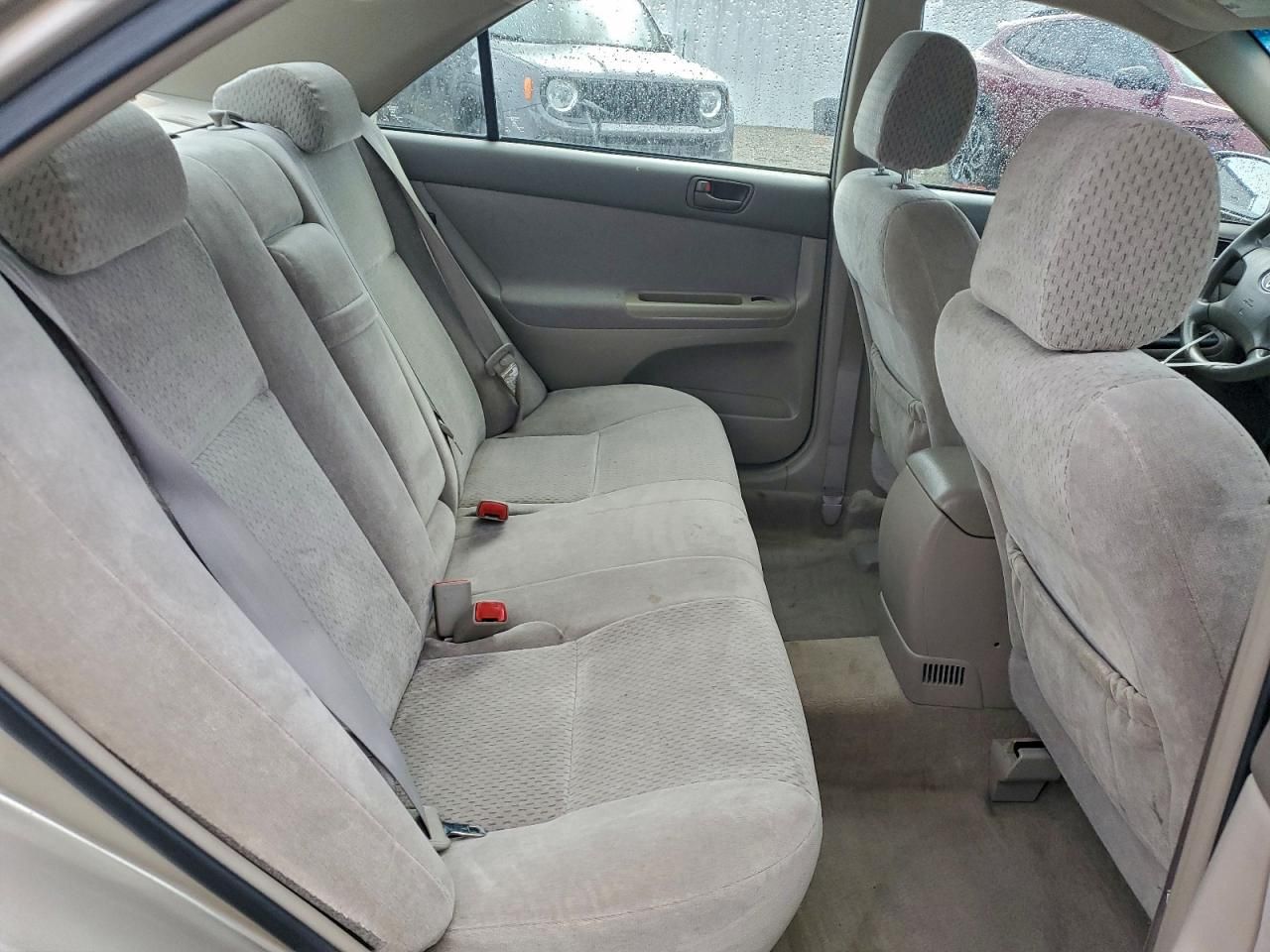 2004 Toyota Camry le