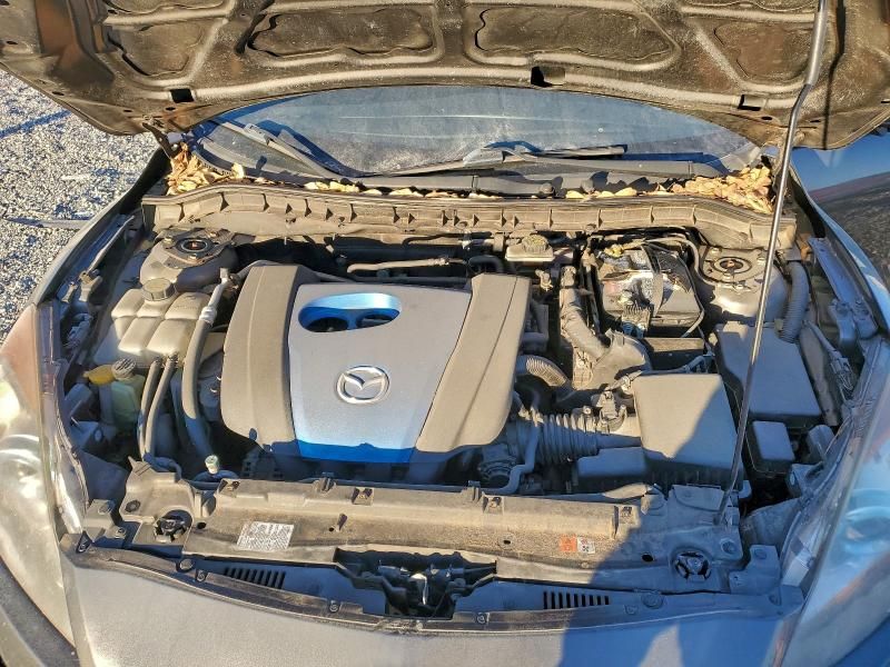 2013 Mazda 3 I