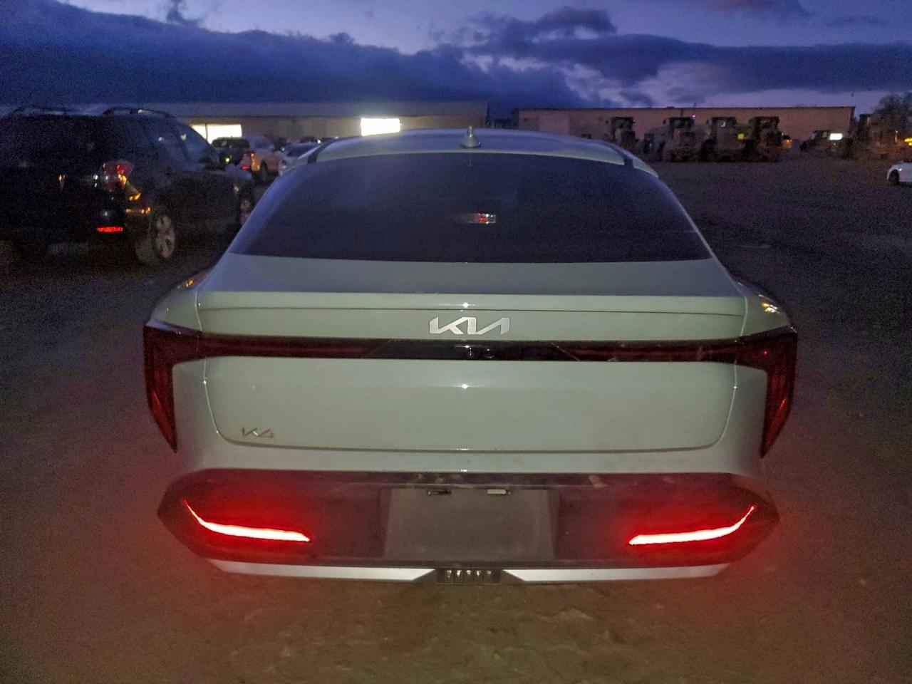 2025 KIA K4 ex