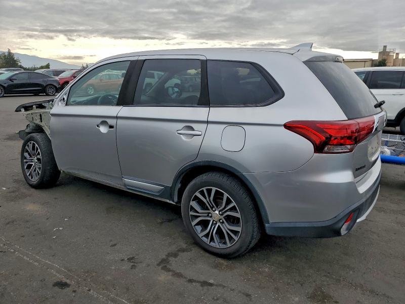 2018 Mitsubishi Outlander se