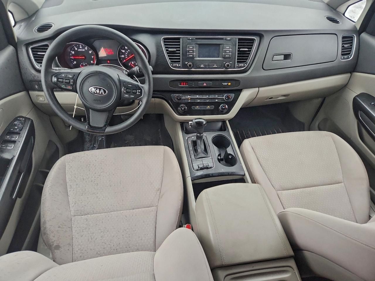 2016 KIA Sedona lx