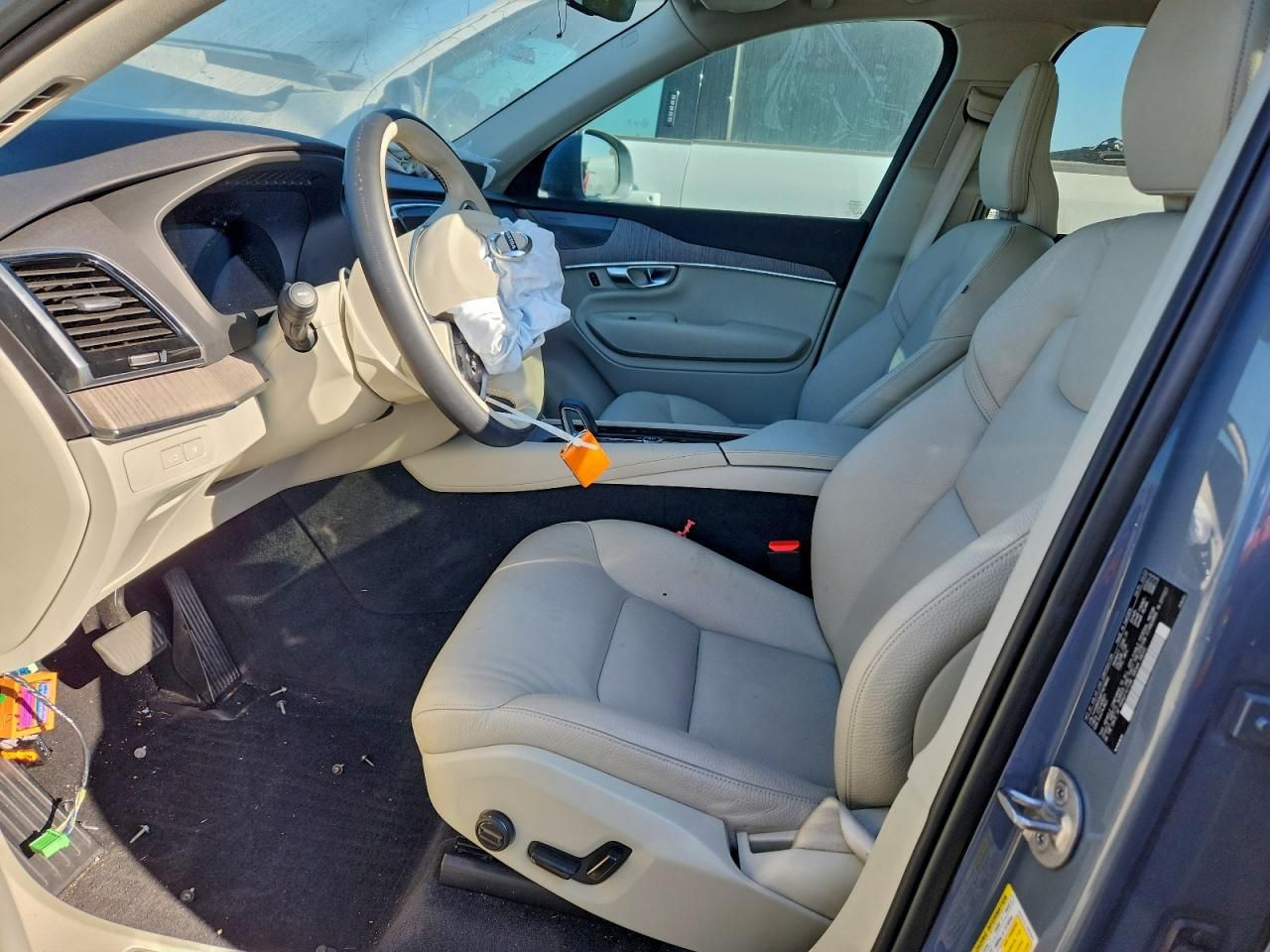 2023 Volvo Xc90 Plus