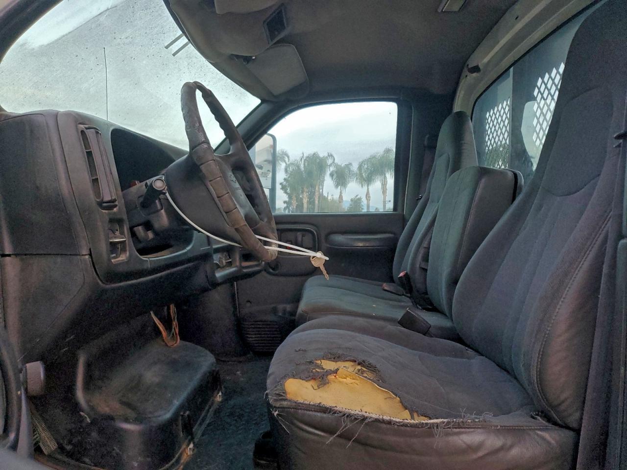 2004 Chevrolet C4500 Flatbed Truck