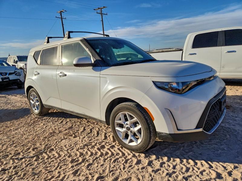 2024 KIA Soul s