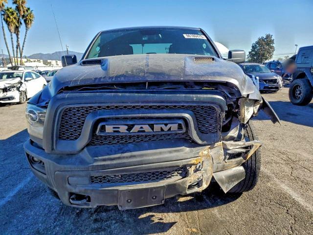 2022 Dodge Ram 1500 Classic slt