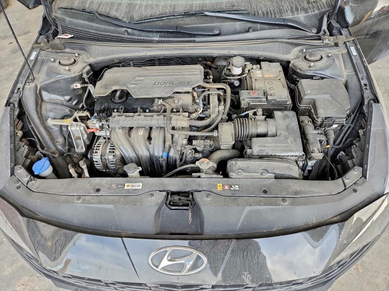 2023 Hyundai Elantra se