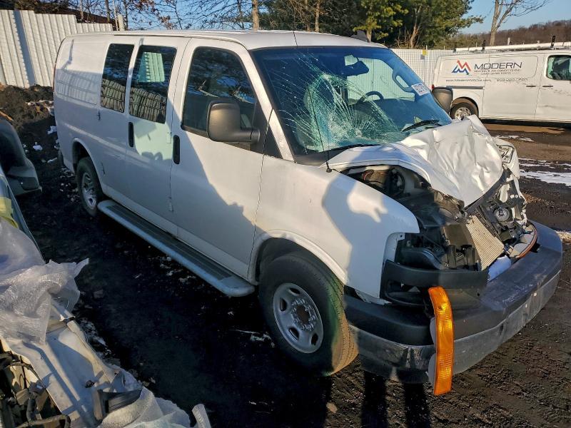 2021 GMC Savana G2500 Delivery Van