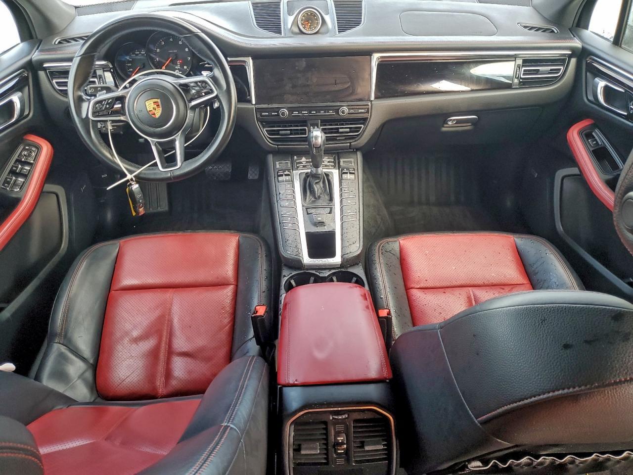 2020 Porsche Macan