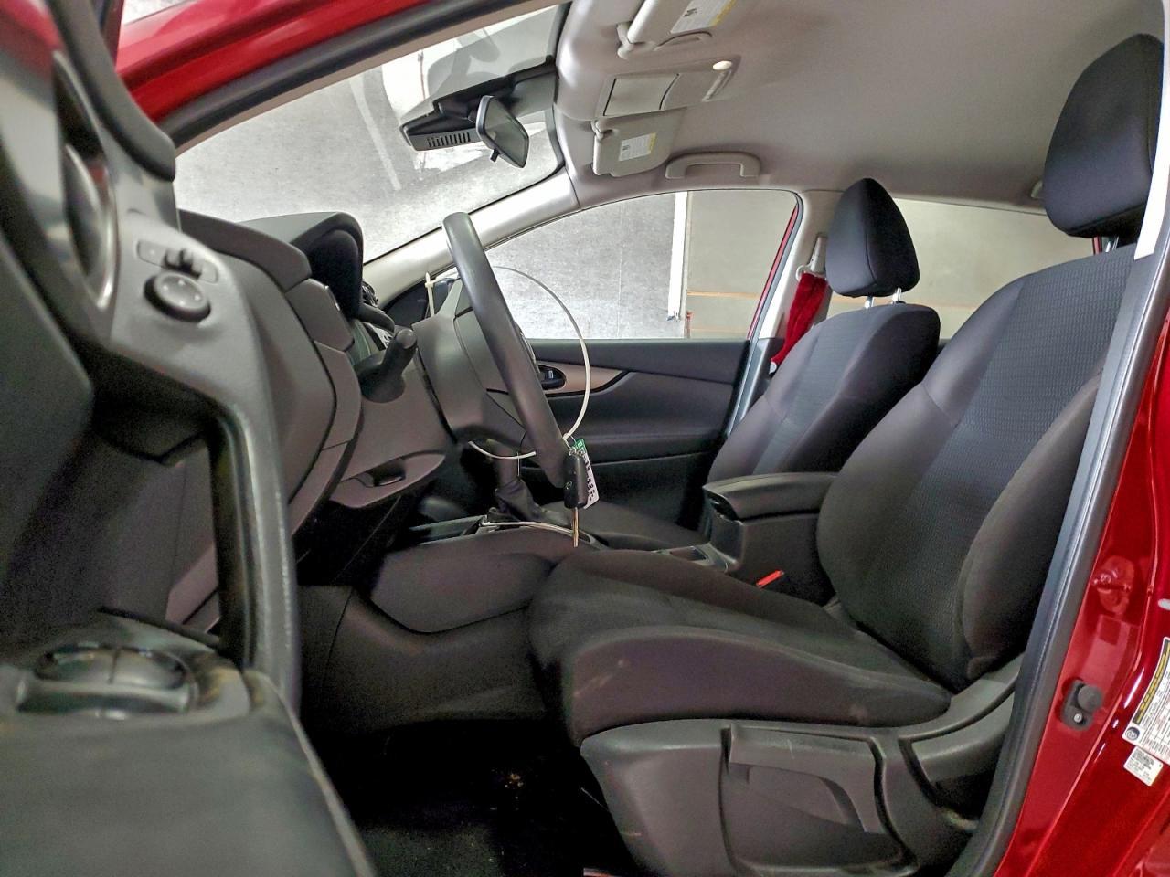 2021 Nissan Rogue Sport s
