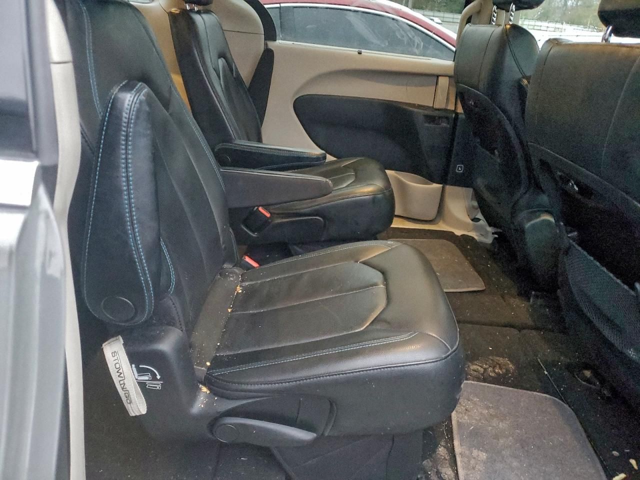 2021 Chrysler Pacifica Touring l