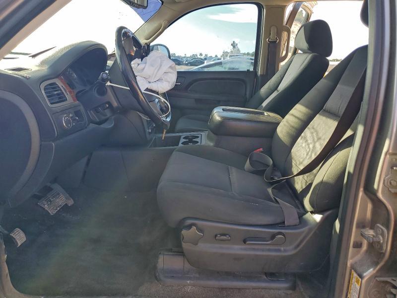 2012 GMC Yukon xl C1500 sle