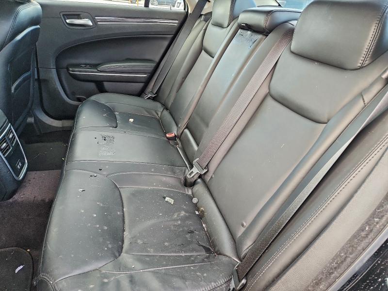 2017 Chrysler 300 Limited