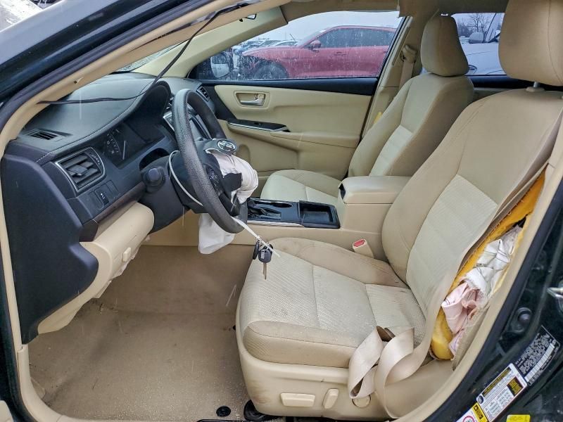 2015 Toyota Camry le