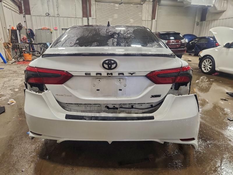 2020 Toyota Camry xse