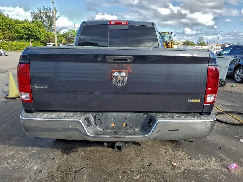 2016 Dodge Ram 1500 slt