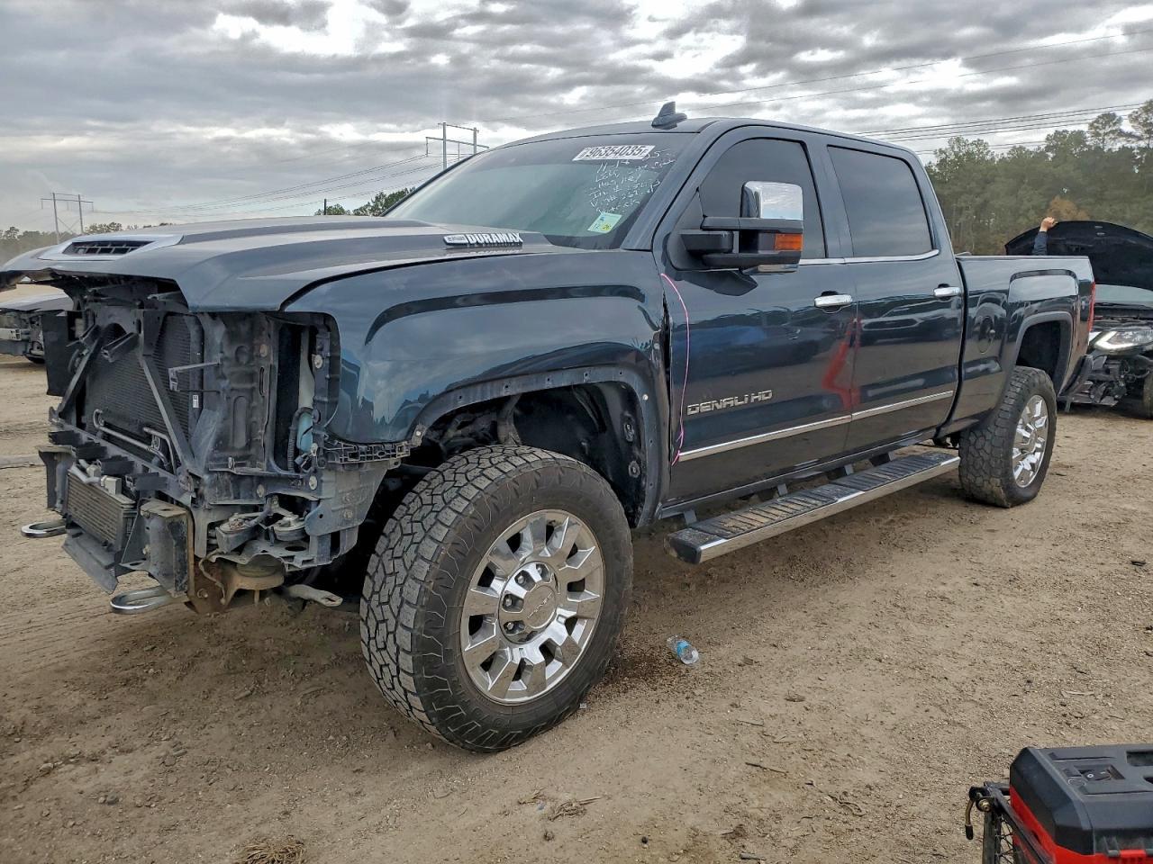 2018 GMC Sierra K2500 Denali